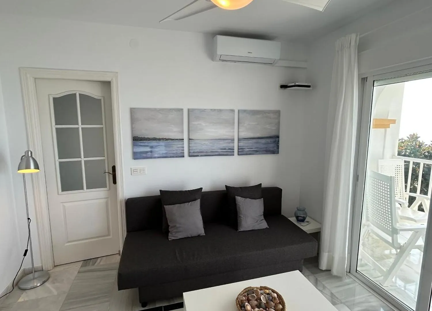 Apartamento En Primera Linea De Playa Torrox 0*,  Ισπανία
