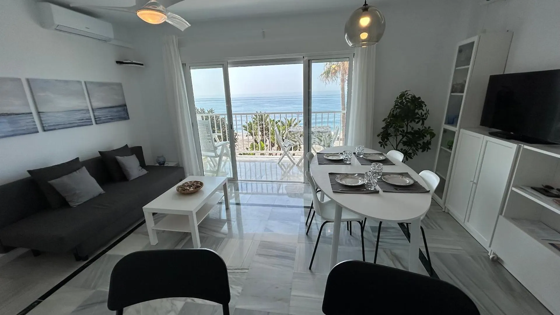 Διαμέρισμα Apartamento En Primera Linea De Playa Torrox